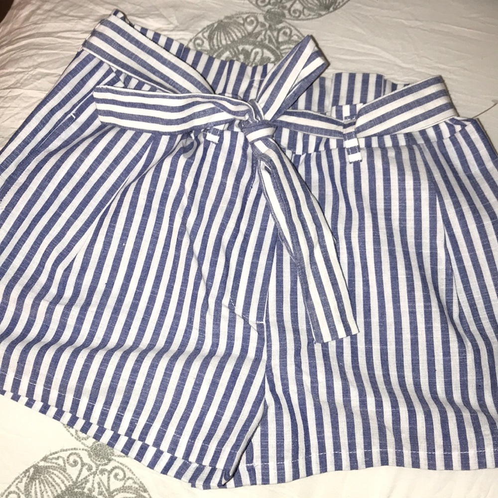 Shorts - Picture 2 of 2